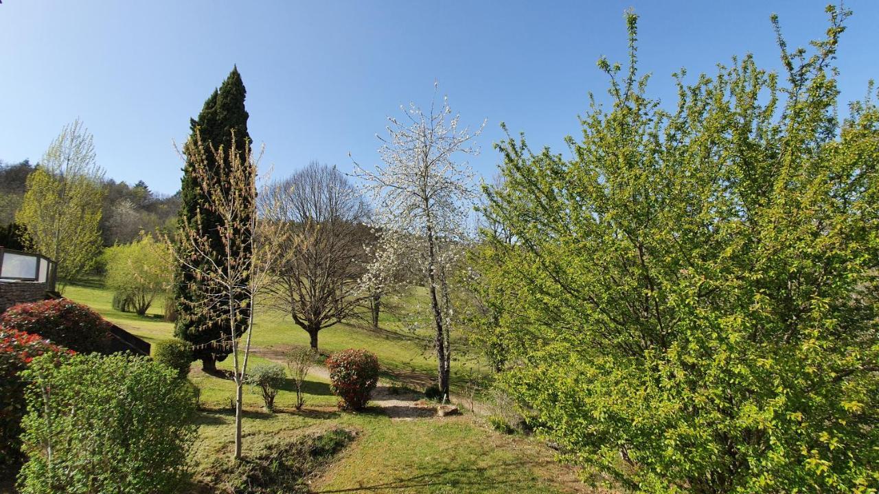 Domaine Du Cardou Hotell Puy-lʼÉvêque Exteriör bild
