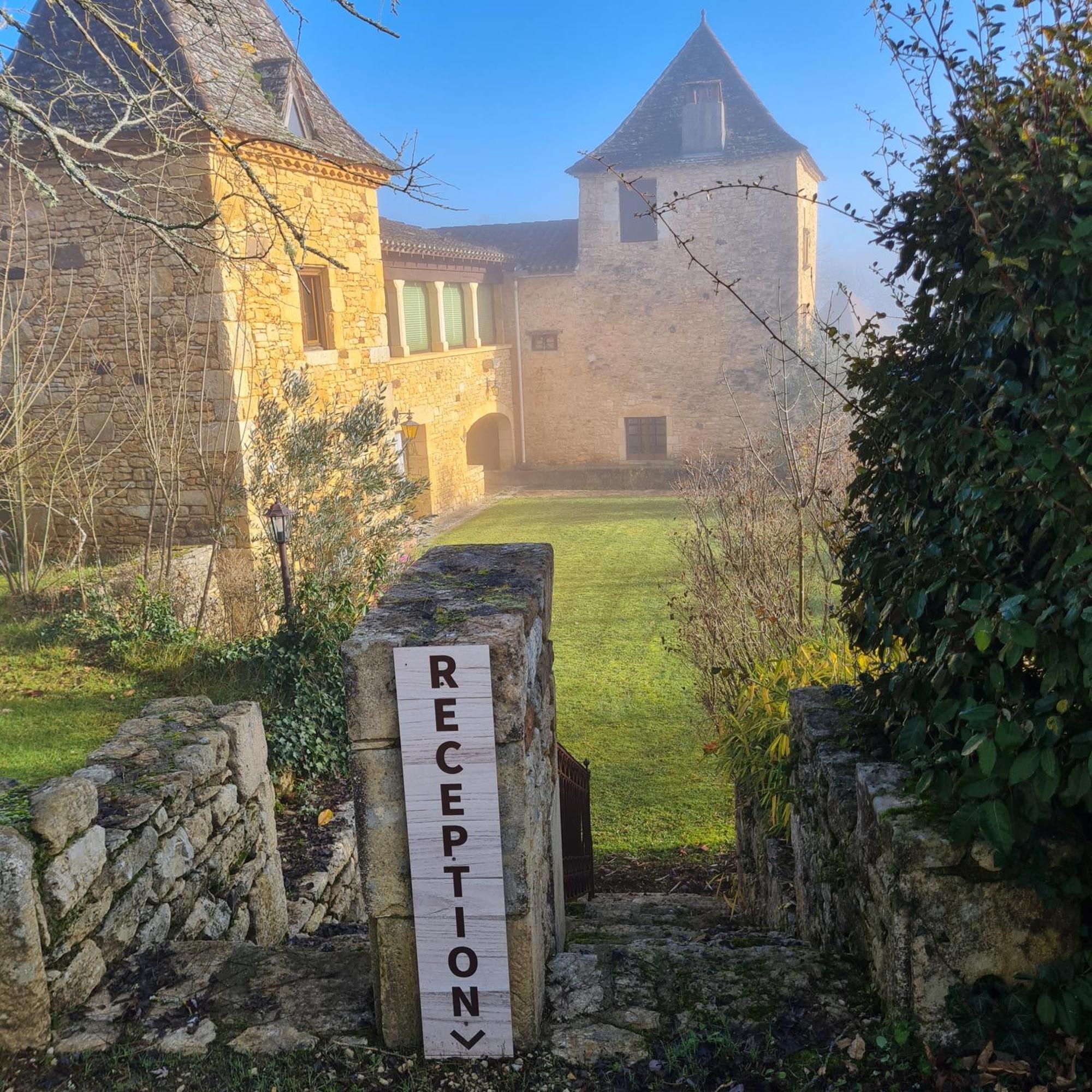 Domaine Du Cardou Hotell Puy-lʼÉvêque Exteriör bild