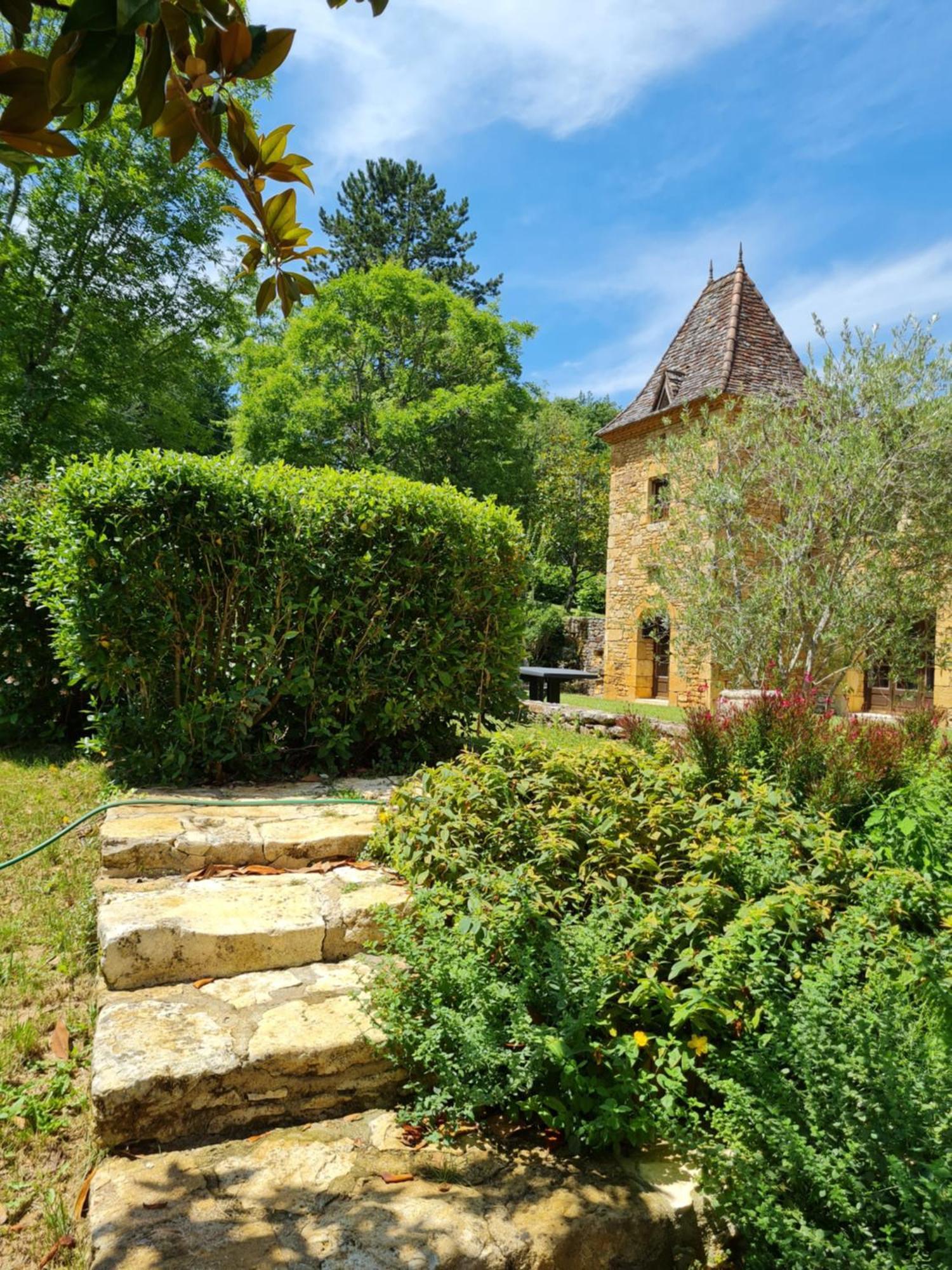 Domaine Du Cardou Hotell Puy-lʼÉvêque Exteriör bild